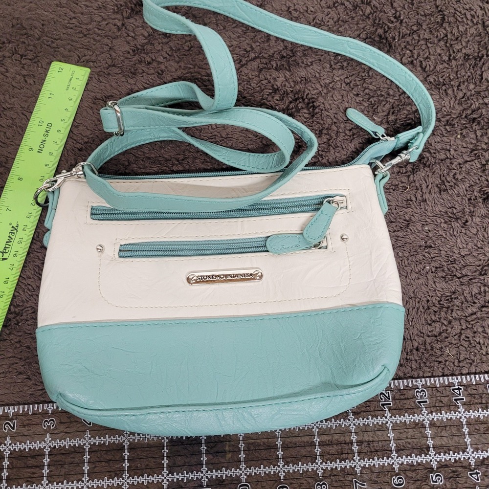 Stone Mountain USA Teal White Bonded Leather Crossbody Bag 9AS916-1
